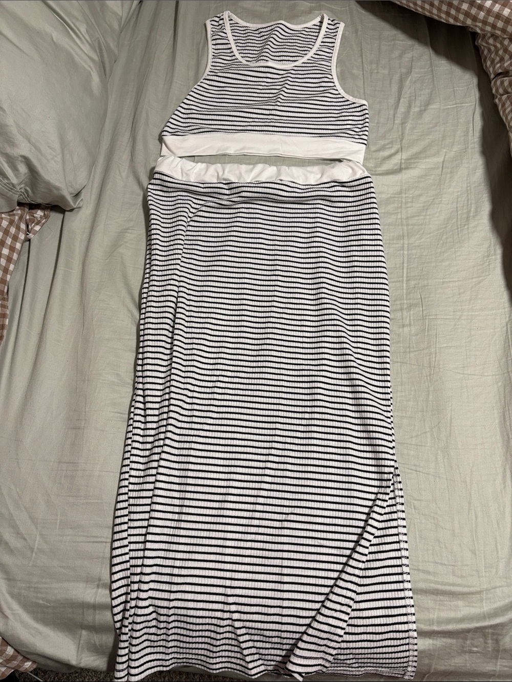 Striped Maternity Sleeveless Midi Dress - Black & White